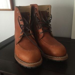 Redwing Heritage Clara Boots